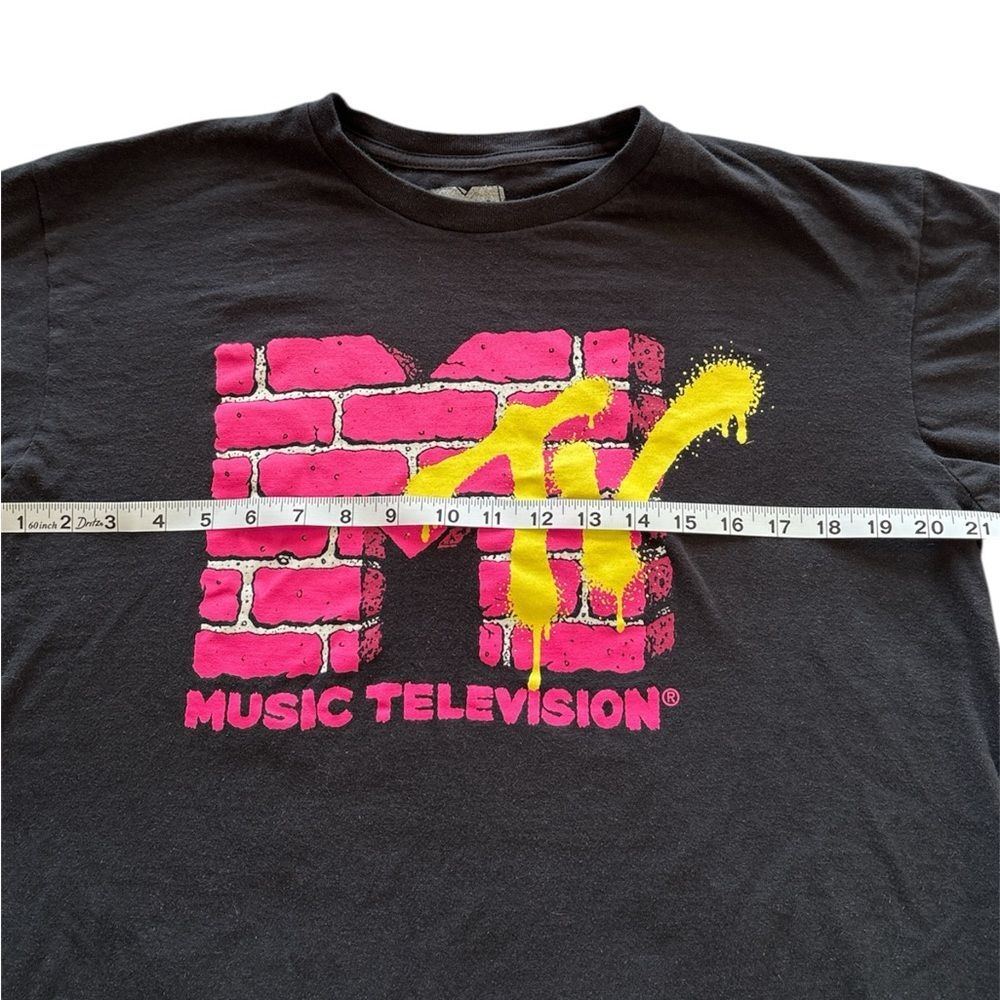 Y2K Vintage Black MTV Logo Tee Shirt Unisex Size Medium - Picture 2 of 3